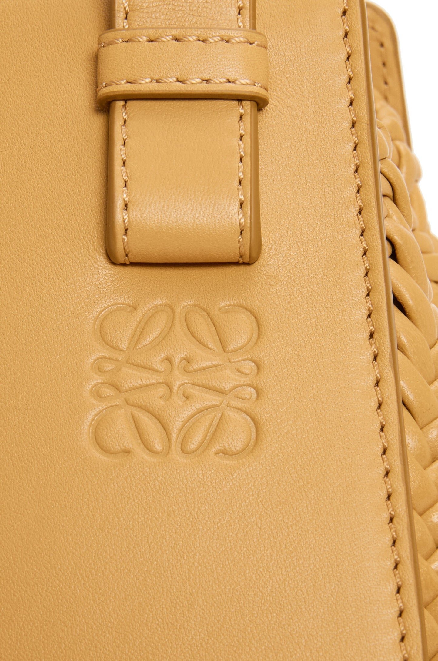 Compact Hammock bag in calfskin - Hall Of Brand