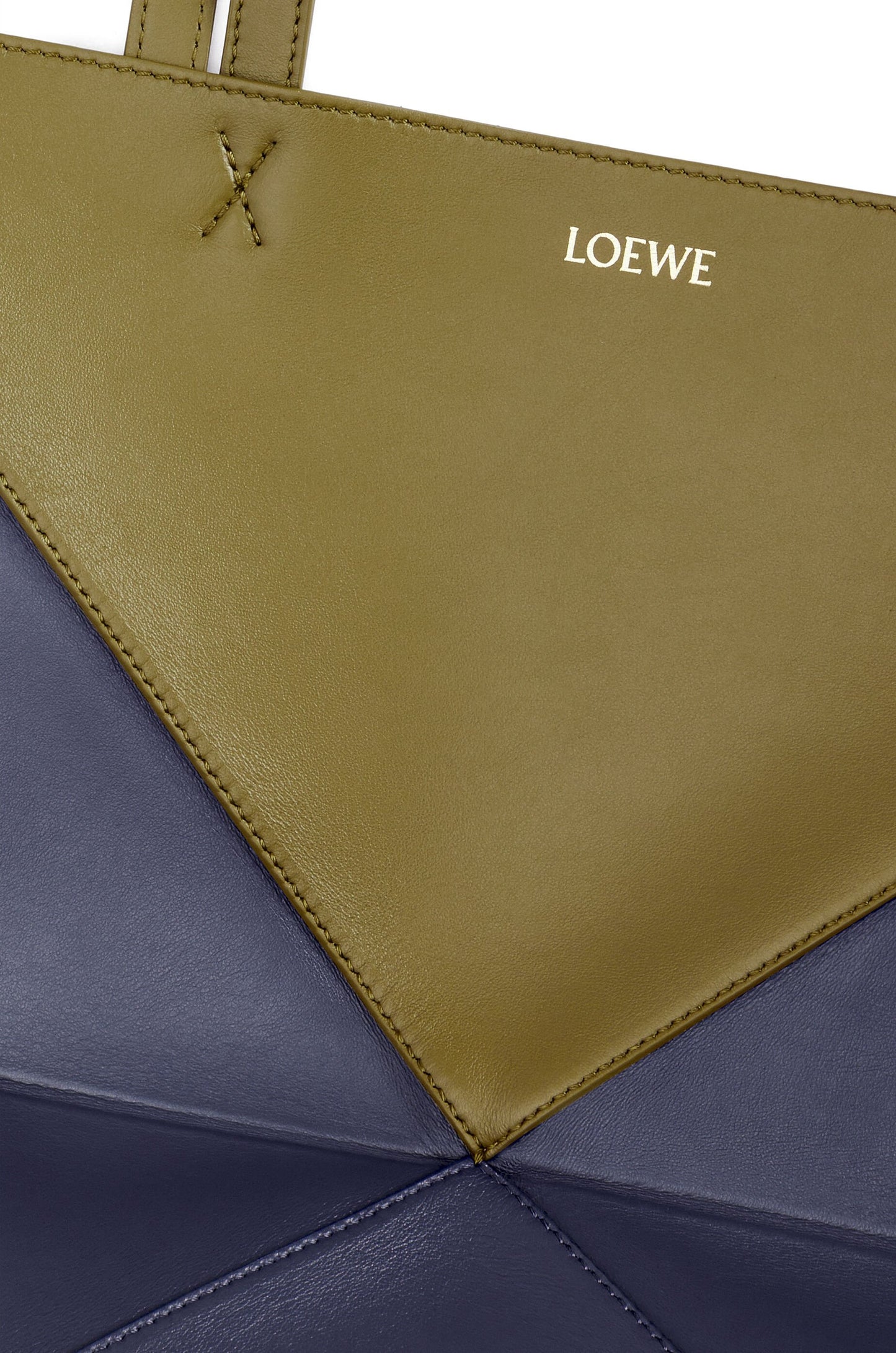 Puzzle Fold Tote in shiny calfskin - Hall Of Brand