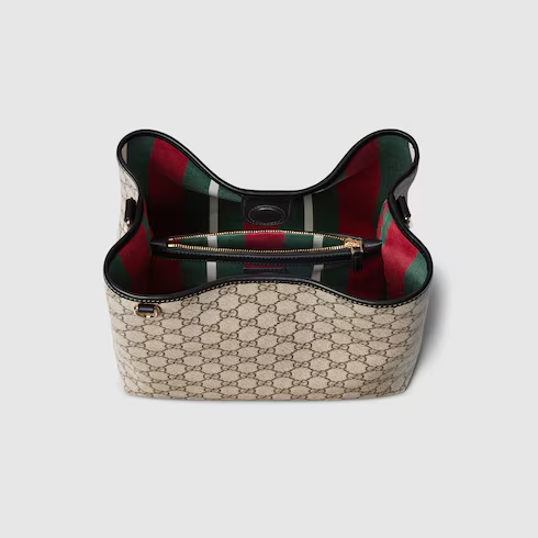 GG Emblem small shoulder bag - Hall Of Brand