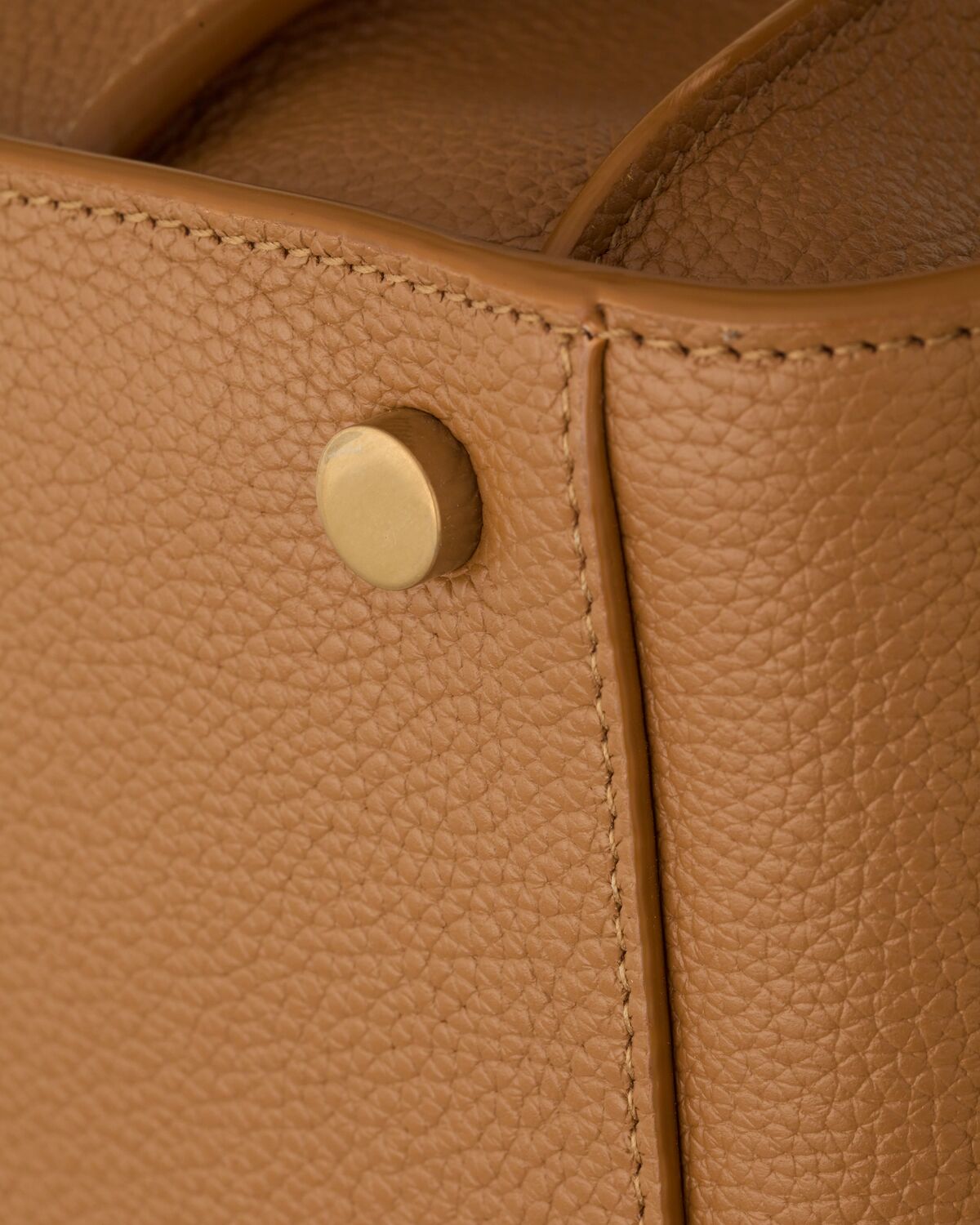 Sac de jour in supple grained leather - medium