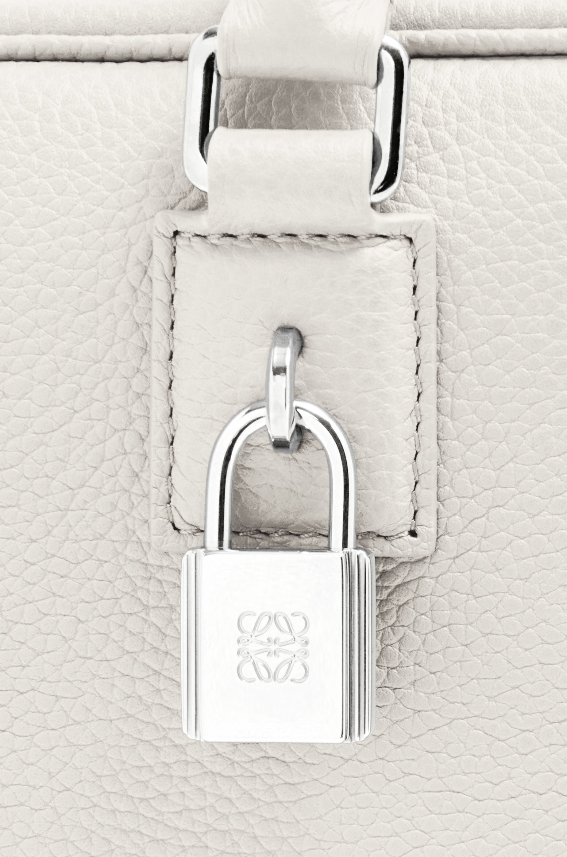 Amazona 23 bag in soft grained calfskin - Hall Of Brand