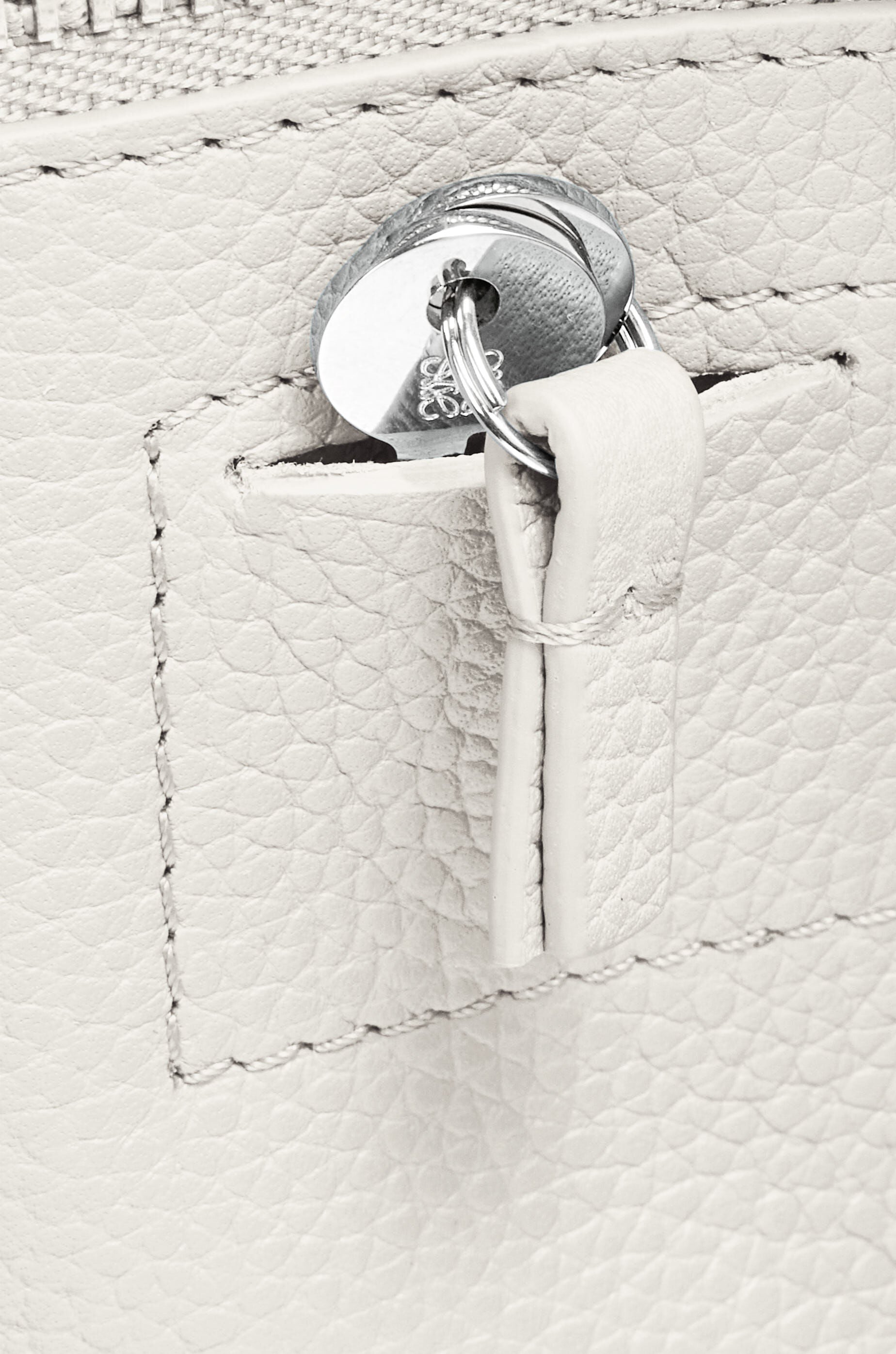 Amazona 23 bag in soft grained calfskin - Hall Of Brand