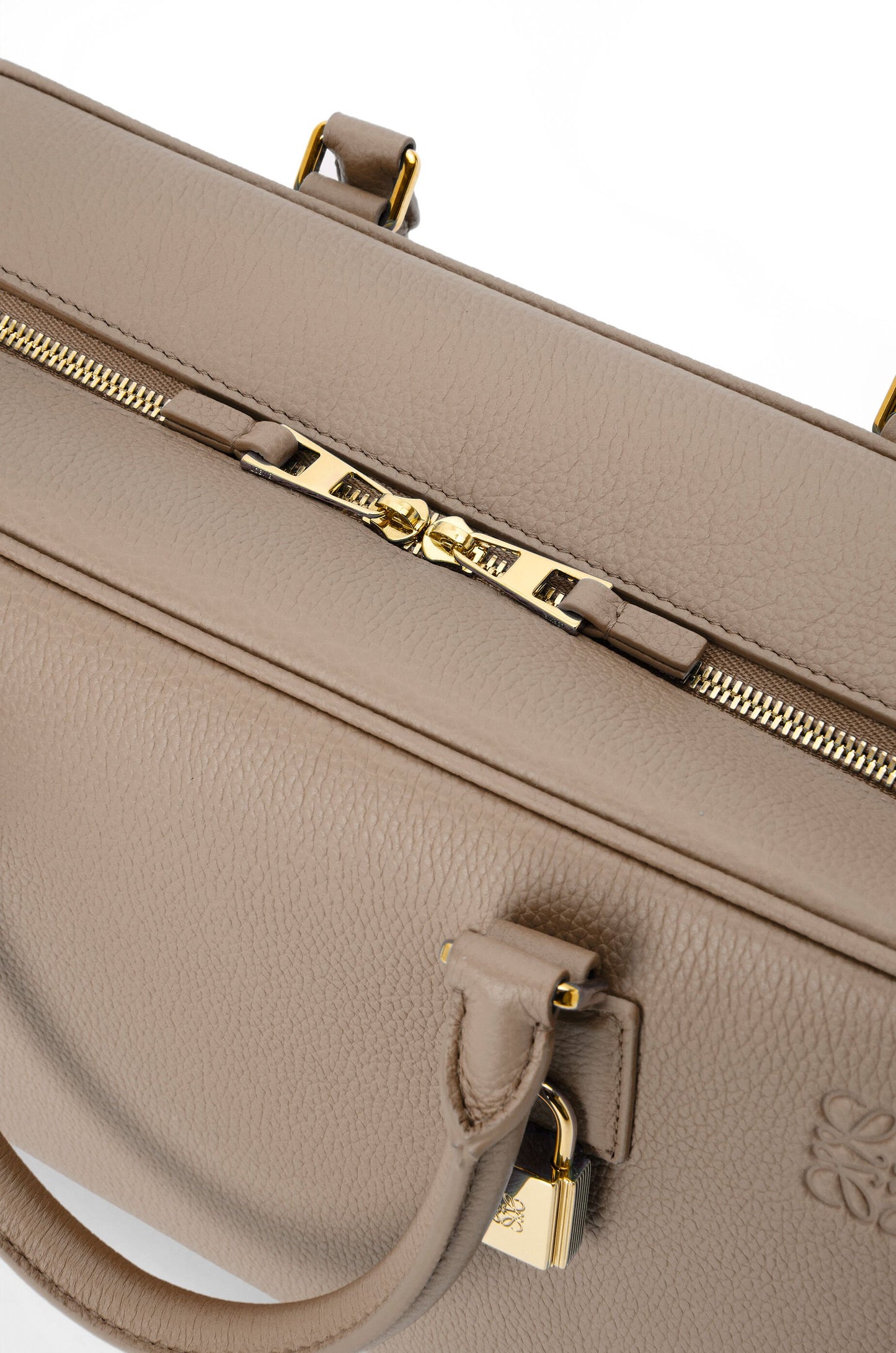 Amazona 28 bag in soft grained calfskin