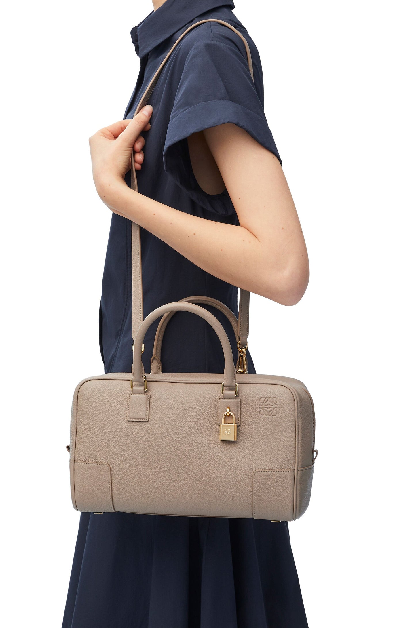 Amazona 28 bag in soft grained calfskin