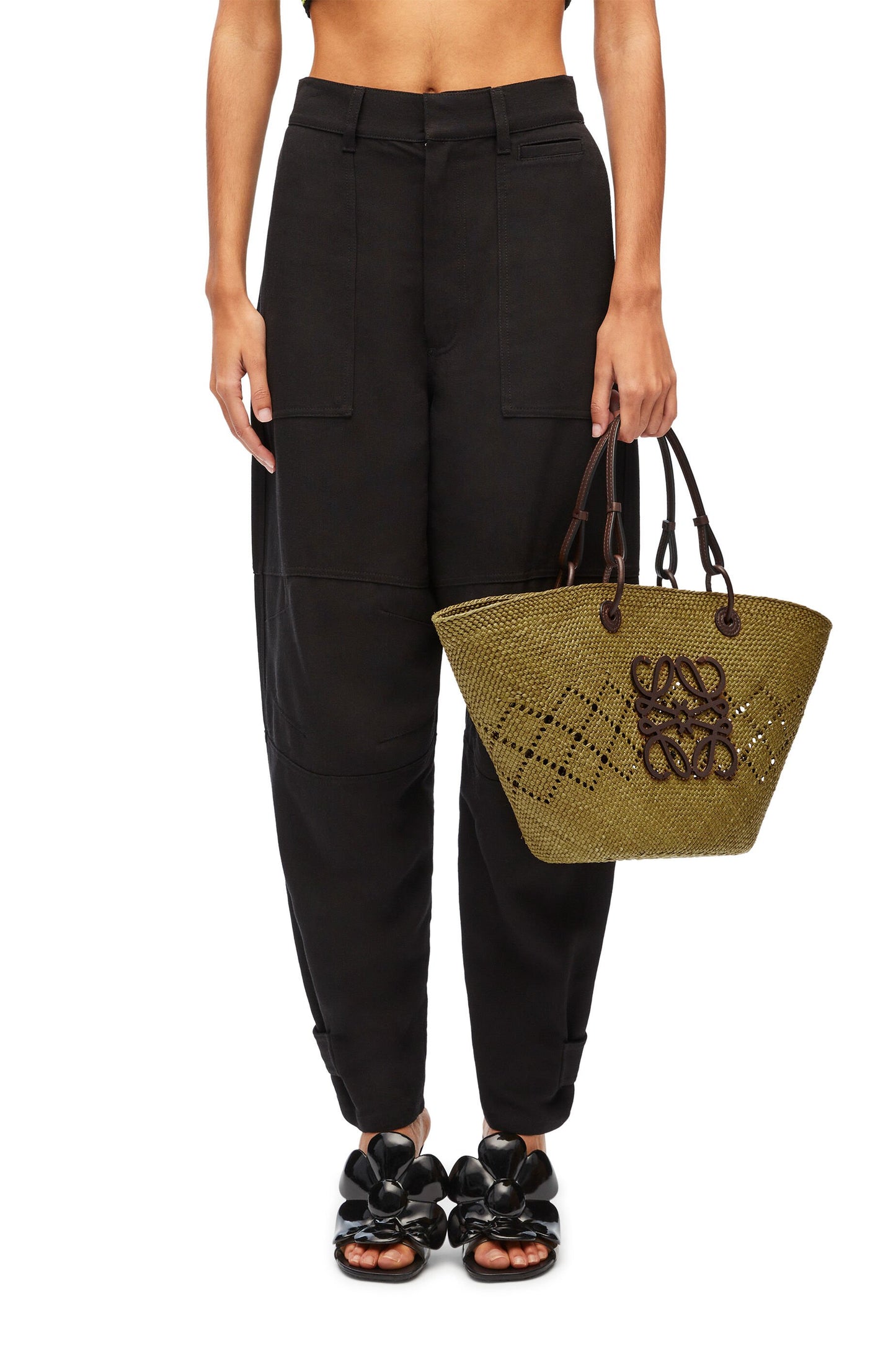 Medium Anagram Basket bag in iraca palm and calfskin - Hall Of Brand