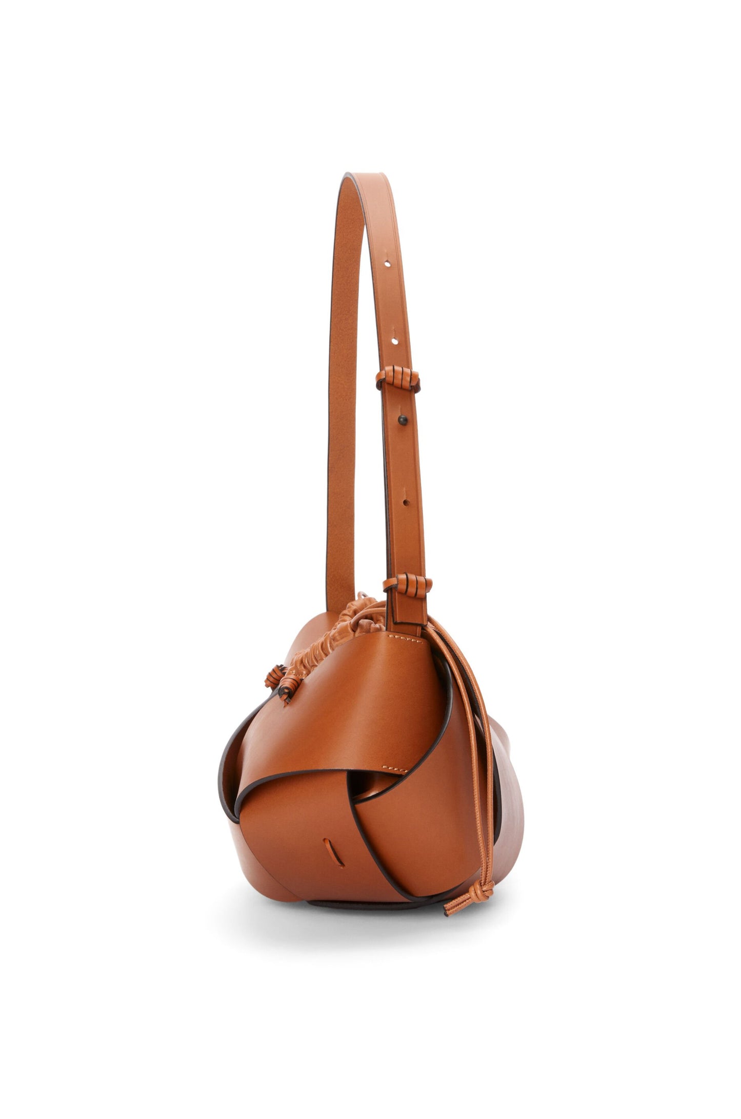 Interlaced hobo bag in calfskin