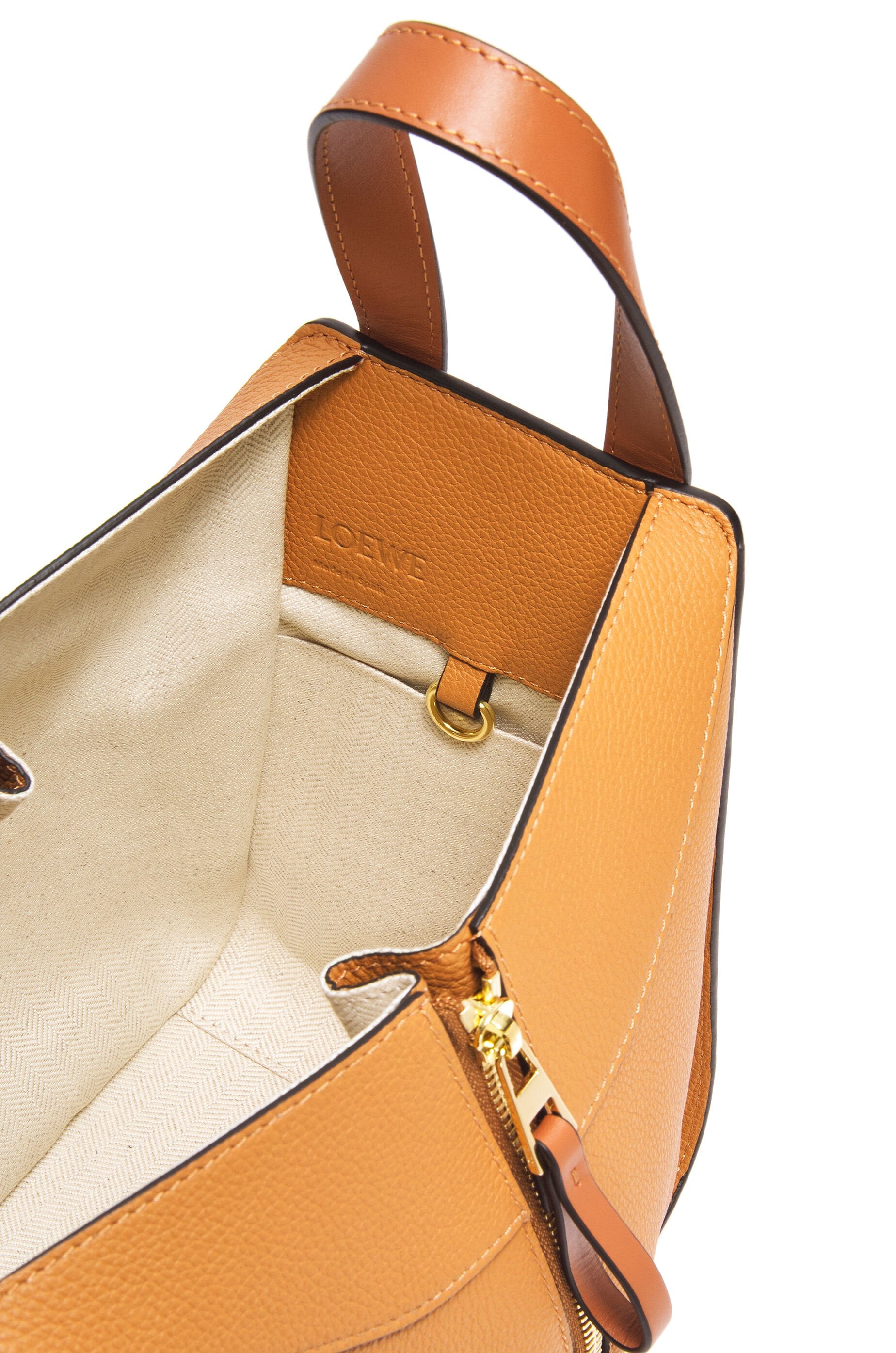 Compact Hammock bag in soft grained calfskin - Hall Of Brand