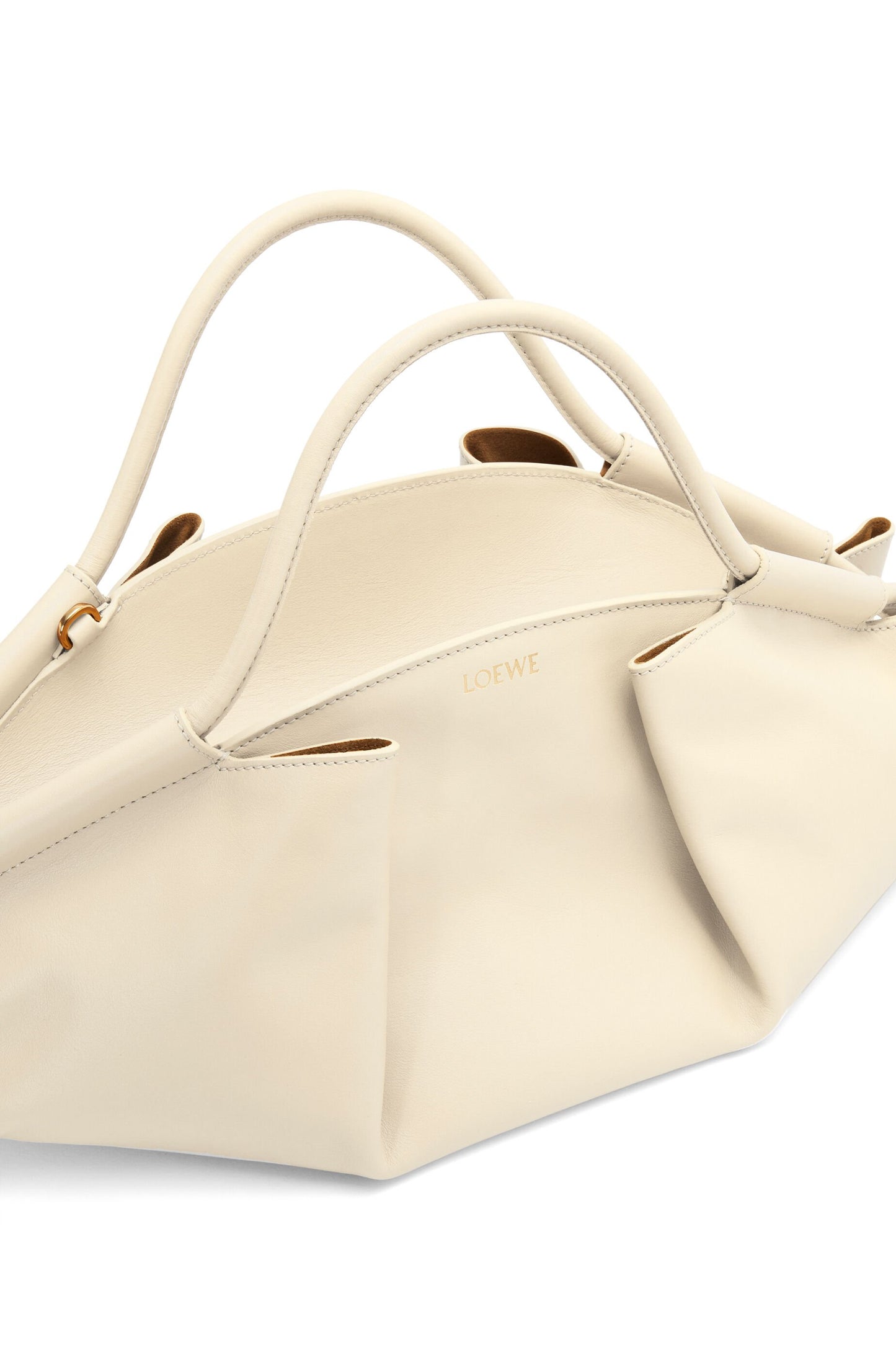 Medium Paseo bag in shiny nappa calfskin