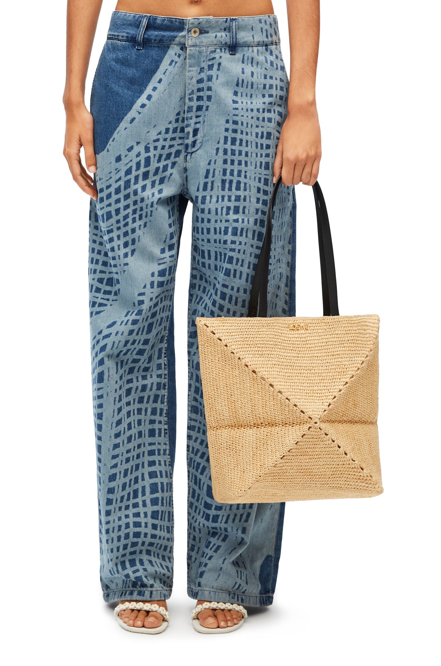 Puzzle Fold Tote in raffia