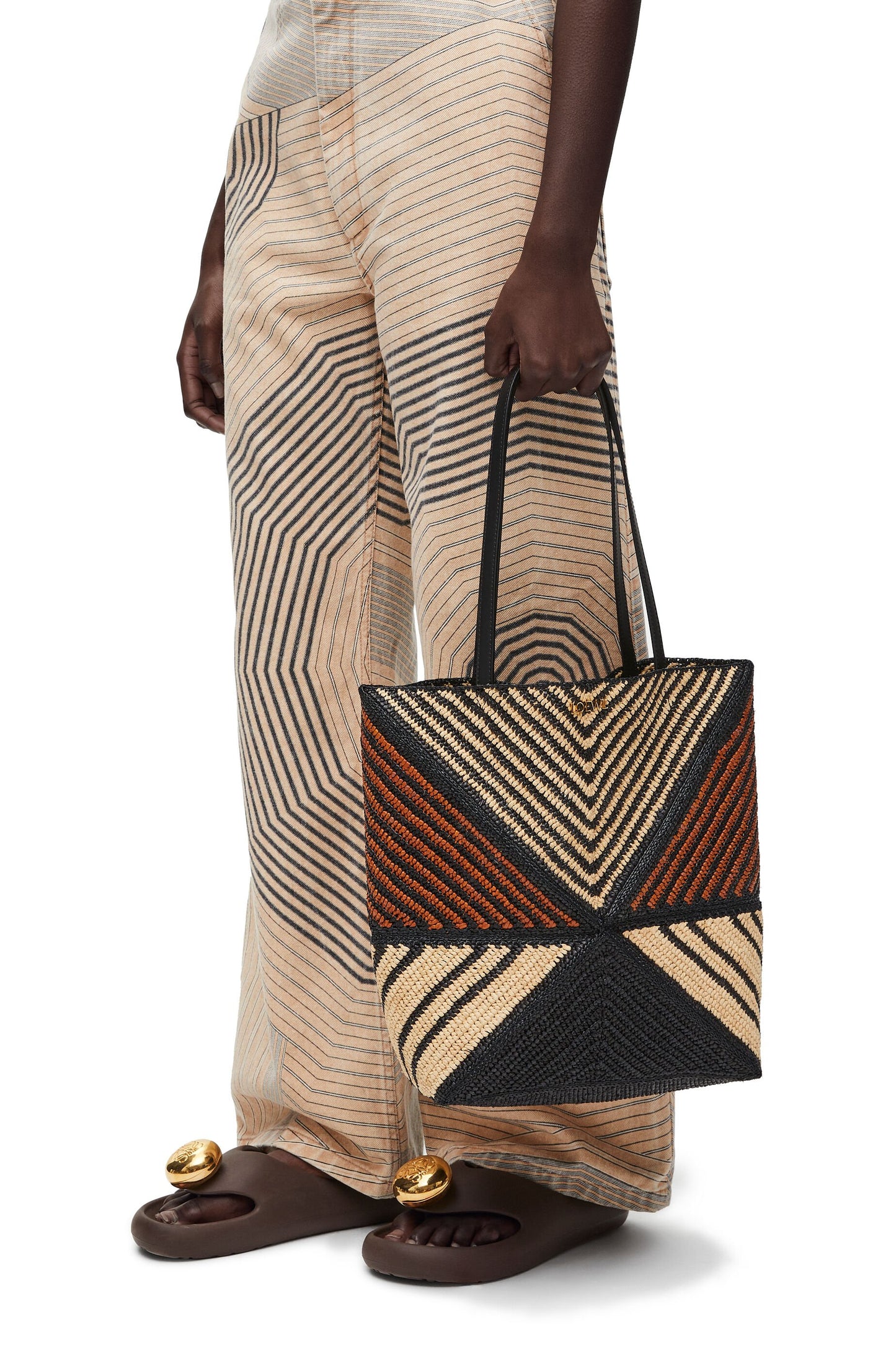 Puzzle Fold Tote in raffia