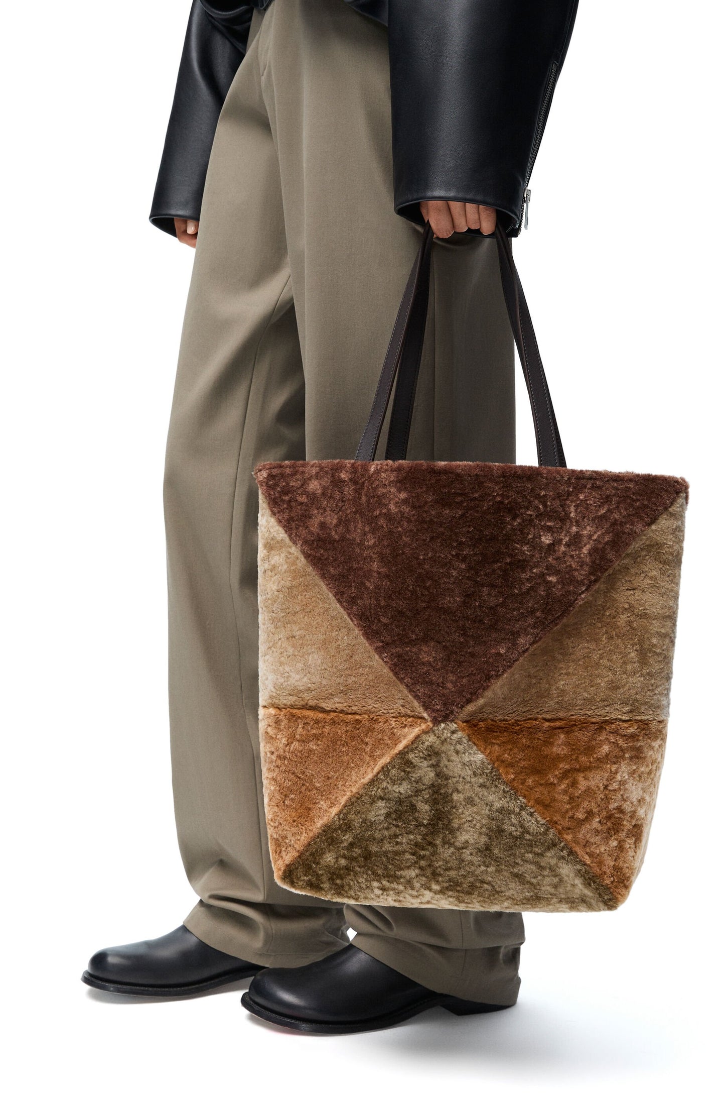 Large Puzzle Fold tote in shearling