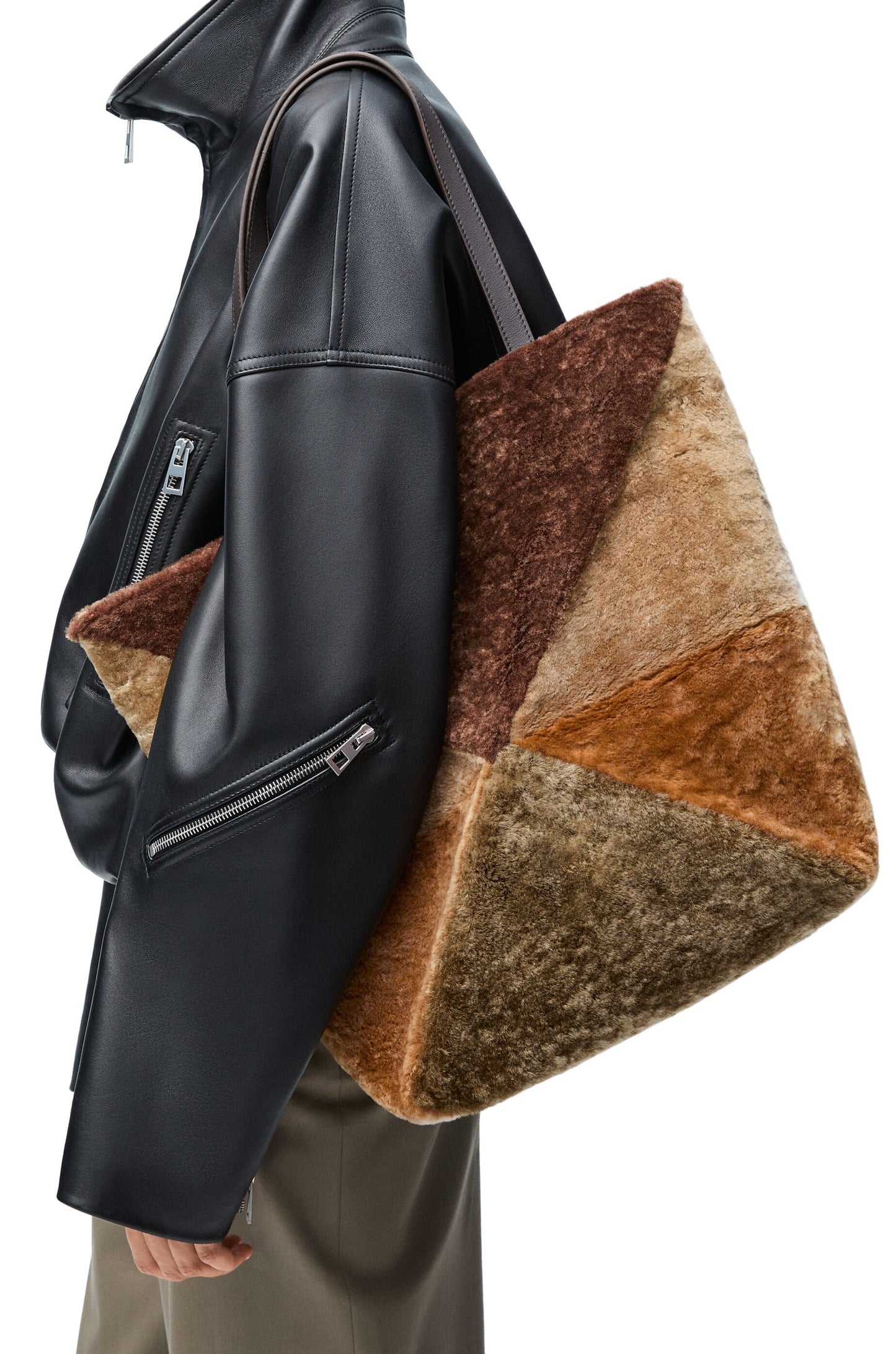 Large Puzzle Fold tote in shearling