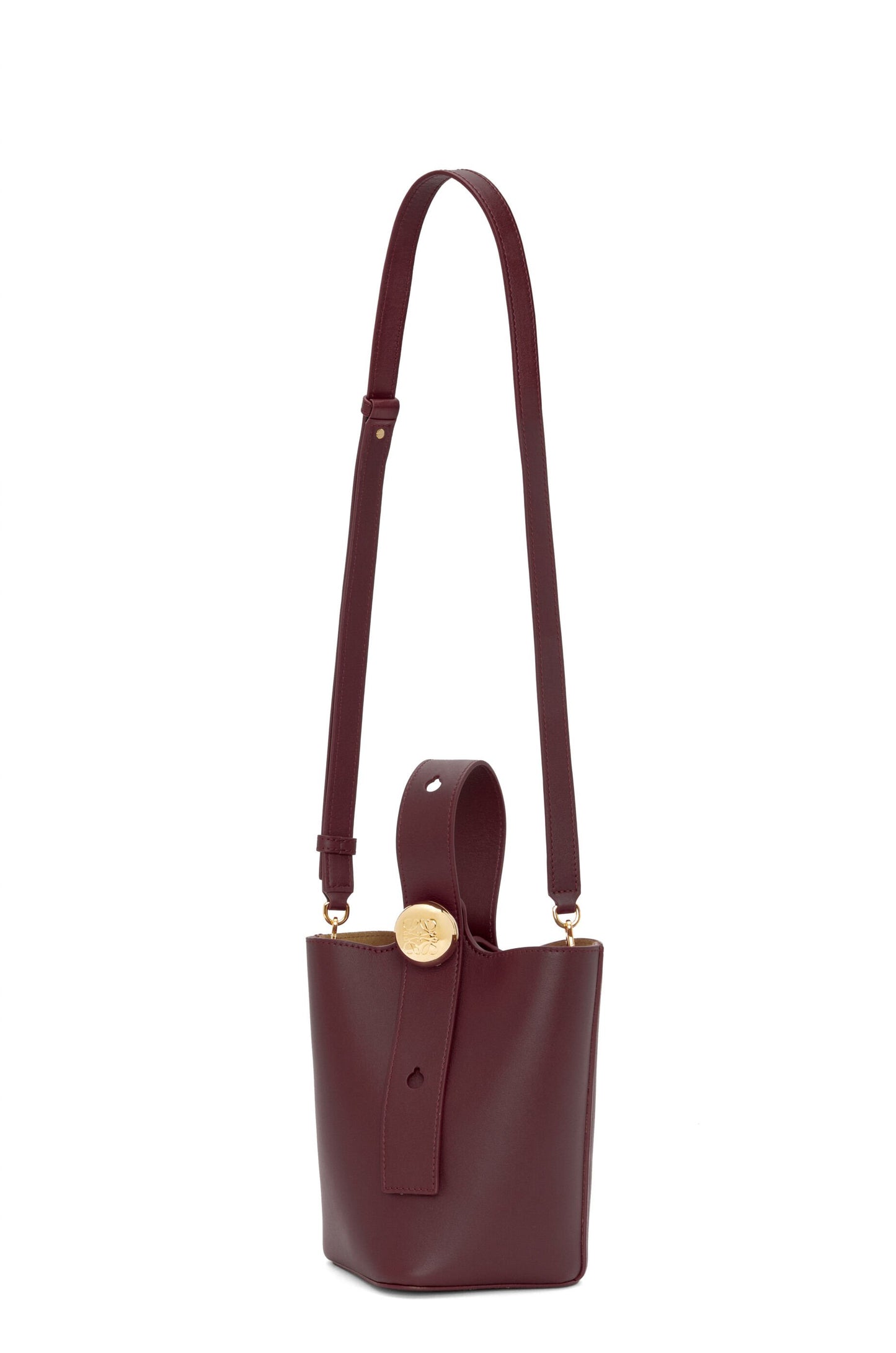 Mini Pebble bucket in mellow calfskin