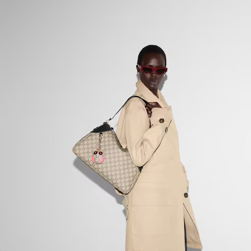 GG Emblem medium shoulder bag - Hall Of Brand