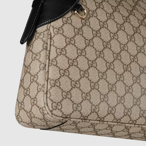 GG Emblem medium shoulder bag - Hall Of Brand