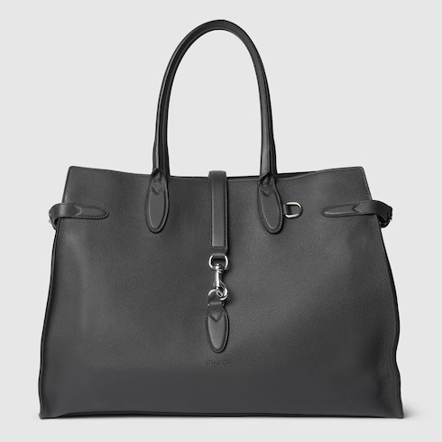 Large tote bag with hook closure