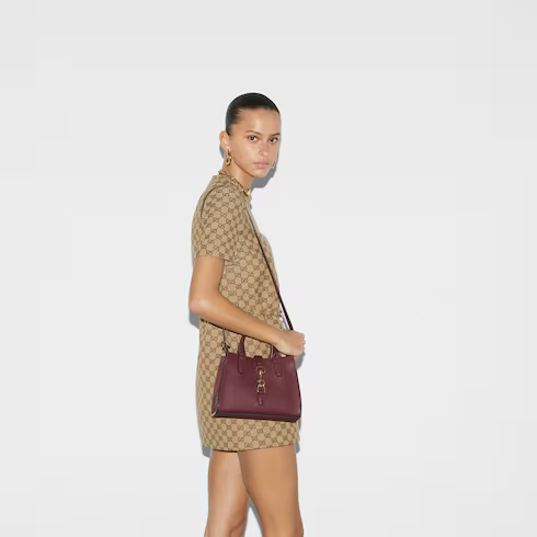 Small tote bag with hook closure