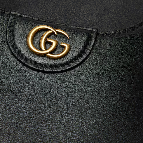 Gucci Diana medium shoulder bag