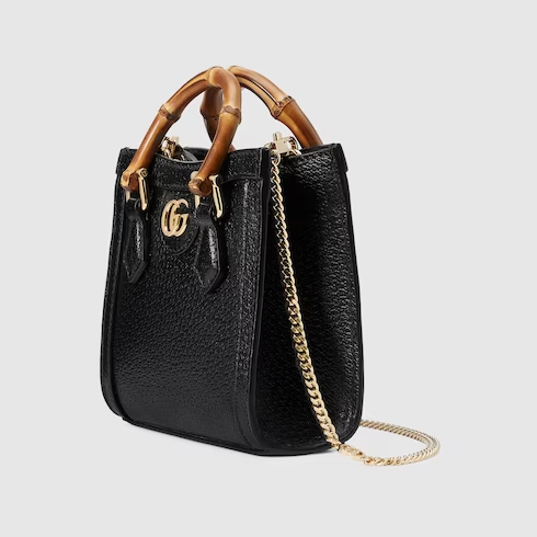 Gucci Diana super mini bag