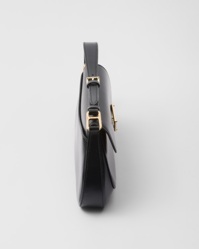 Leather shoulder bag