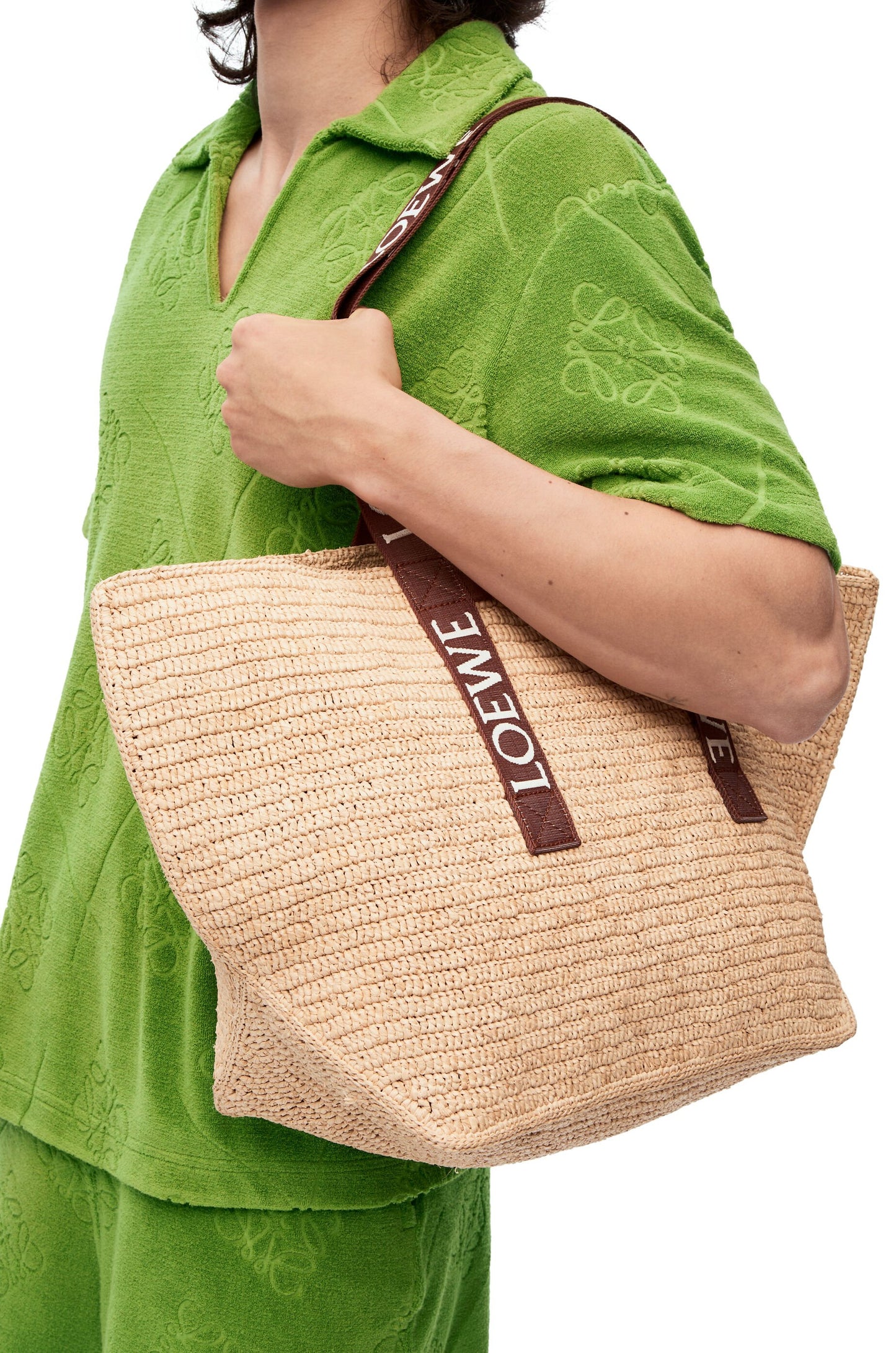 Fold Shopper in raffia