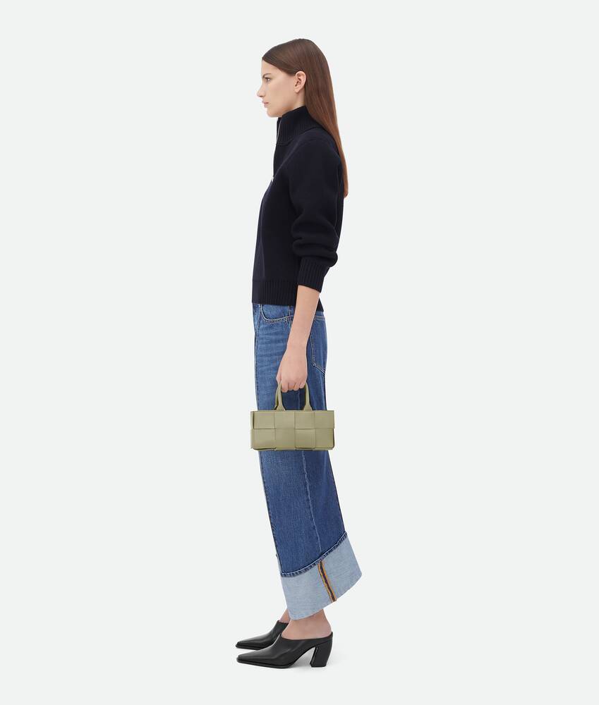 East-west arco tote